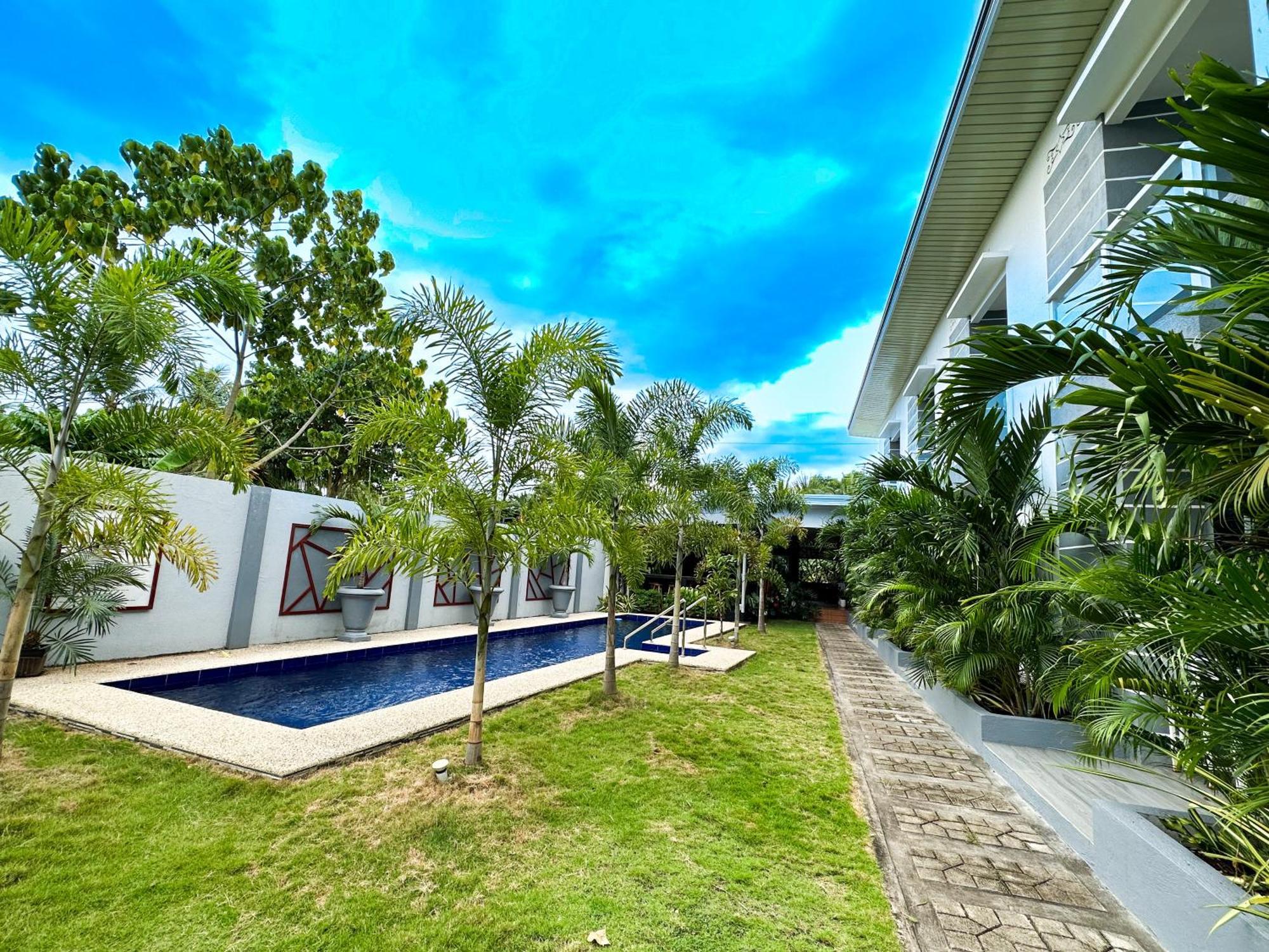 Sapphire Boutique Resort Panglao Exterior photo